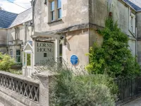 Lorne House Bed & Breakfast Hotels in Box