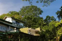 Greenwood Edge Kandy Hotels in Hantana