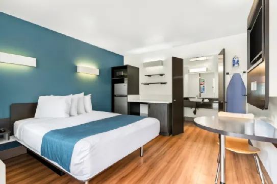 Studio 6 Suites Chattanooga, TN - Lookout Mtn.