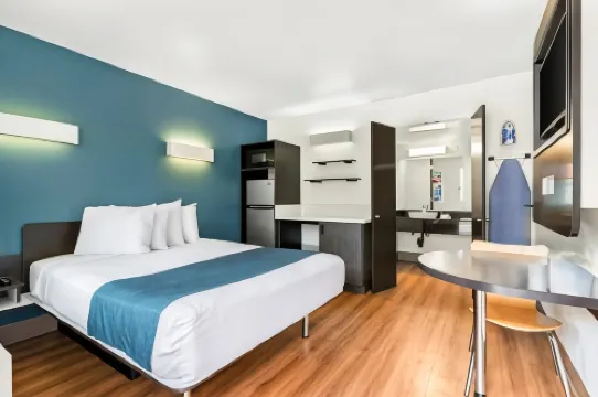 Studio 6 Suites Chattanooga, TN - Lookout Mtn.