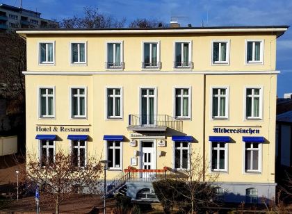 Hotel "ALTBERESINCHEN"
