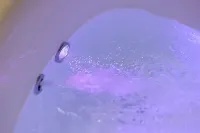 Al Console Depandance Con Jacuzzi Per Coppia Hôtels à : 