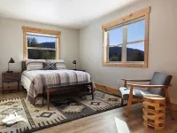 New Cabin | Sleeps 8 | Private Acreage | Mountain Views | Water Frontage