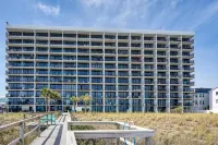Oceanfront Escape with Pool and Arcade - Cozy Coastal Paradise