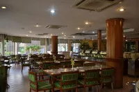De Rhu Beach Resort Hotels in Balok