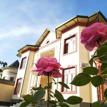 Chinor Garden Hotel - Free Airport Pick-up and Drop-Off