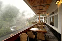 明月溫泉會館