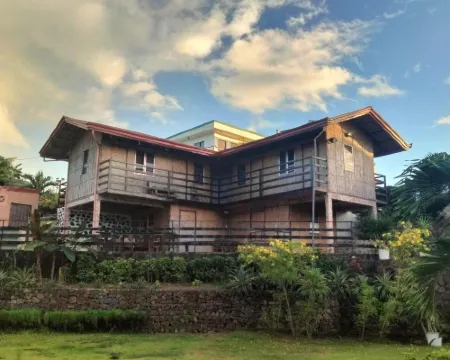 Casa de Robles Hotels in Tanay