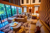 Khongdonat Premium Pool Villa Hotels in U Thong