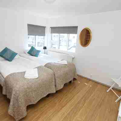 Old Airline Guesthouse Rooms