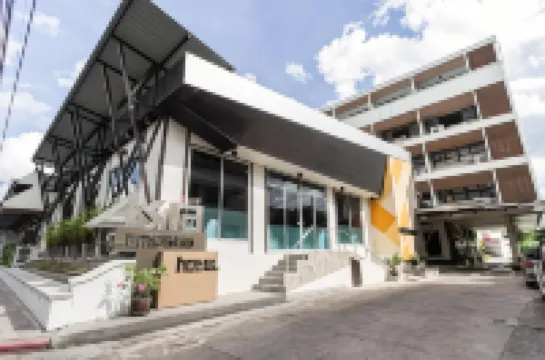 アジア ラムパーン ホテル