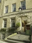 The Windsor Townhouse Air Conditioned Rooms - Luxury