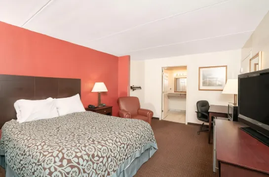 Days Inn by Wyndham Cave City