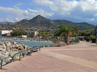 Beautiful air-conditioned apartment in l'ile rousse 15mn walk from town center and beach