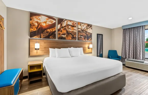 班布里奇戴斯酒店