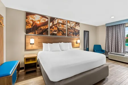 Days Inn by Wyndham Bainbridge