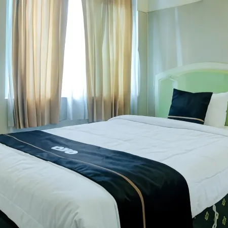 Townhouse Oak Palembang Near Jembatan Ampera Formerly Azzura Hotel