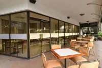 Torre de Cali Plaza Hotel - breakfast