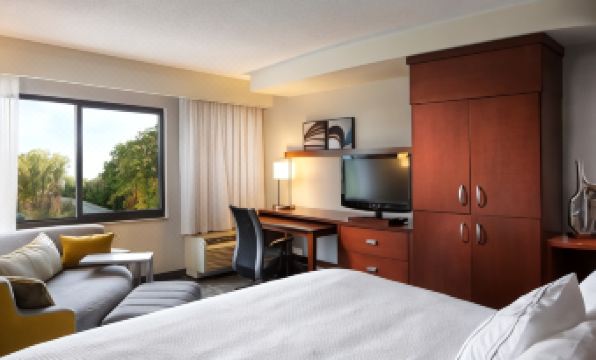 Courtyard Corpus Christi