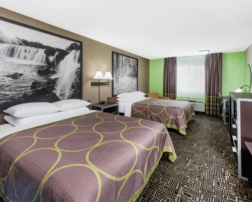 Super 8 by Wyndham Warrensburg Hotels in Warrensburg
