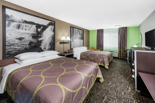 Super 8 by Wyndham Warrensburg Hotels in Warrensburg