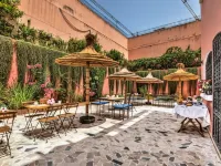 Lhostel à Casablanca Hotels near محطة قطار أوازيس