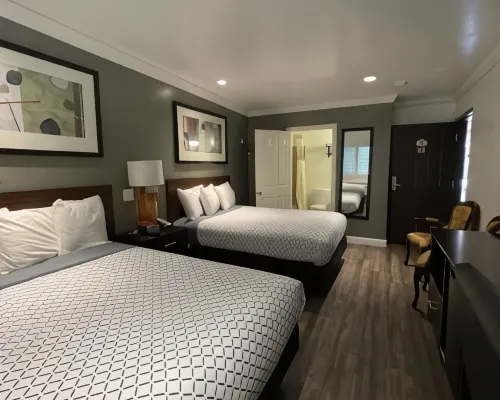 La Casa Inn Hotels in Pasadena