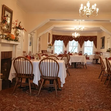 Red Rocker Inn