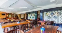 Albis Hotel