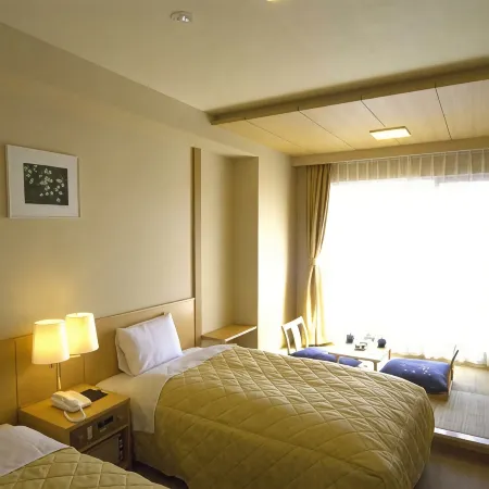 Hotel Ayase