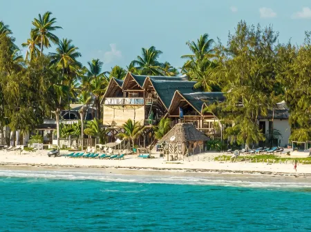 The Nest Boutique Resort Отели в г. Paje