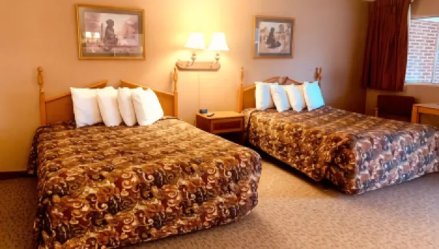 Raine Motel Hotels in 