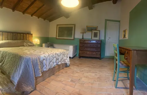 Casa del Piano Valle dei Calanchi in Front of Civita di Bagnoregio