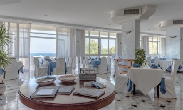 Hotel Orsa Maggiore - Housity