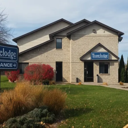 Travelodge by Wyndham Hudsonville
