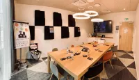 Holiday Inn Express PARIS - CDG AIRPORT by IHG - de negocios