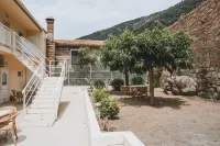 Hôtel & Résidence le Subrini Hotels in Ota