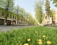 City House Hotel - parkir