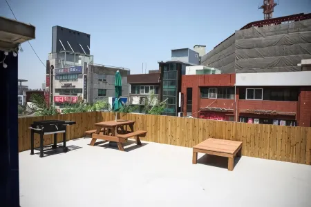 Pyeongtaek 1977 Stay