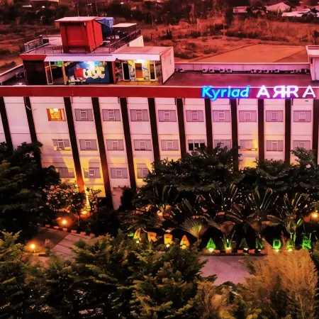 Kyriad Arra Hotel Cepu