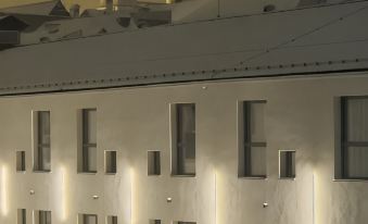Hotel Arcade