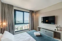 Mhf II - Various Apts in a Building with Ocean View in Itapema - Pools