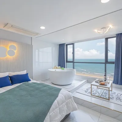 Busan Songjeong Oceanus Pension โรงแรมใกล้หาด Songjeong Beach