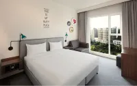 روف بر دبي- المدينة الطبية Hotels near الجداف‎