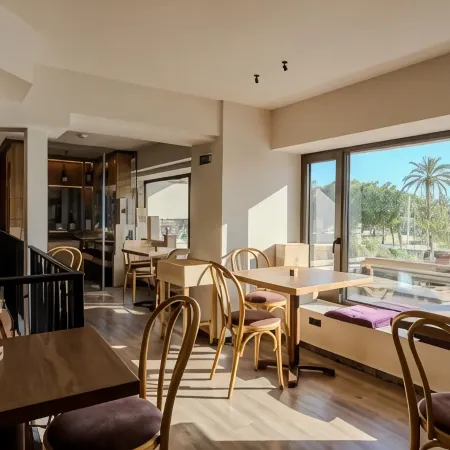 Metaxa Hotel - Urban Boutique Living