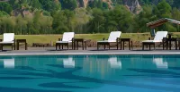 Namah Resort Jim Corbett, A Member of Radisson Ind - piscina