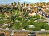 Oceanfront Getaway - Parking - Stunning Views