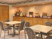 Super 8 by Wyndham Portsmouth Hotels in Scioto County