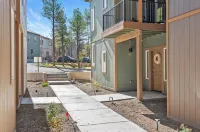 2-bedroom retreat in Flagstaff with WiFi, AC - 4-Star