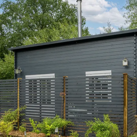 Walliswood Lodge - Rural Retreat - Newly converted, Wood Burner, Air Con, wi-fi Отели в г. Доркинг